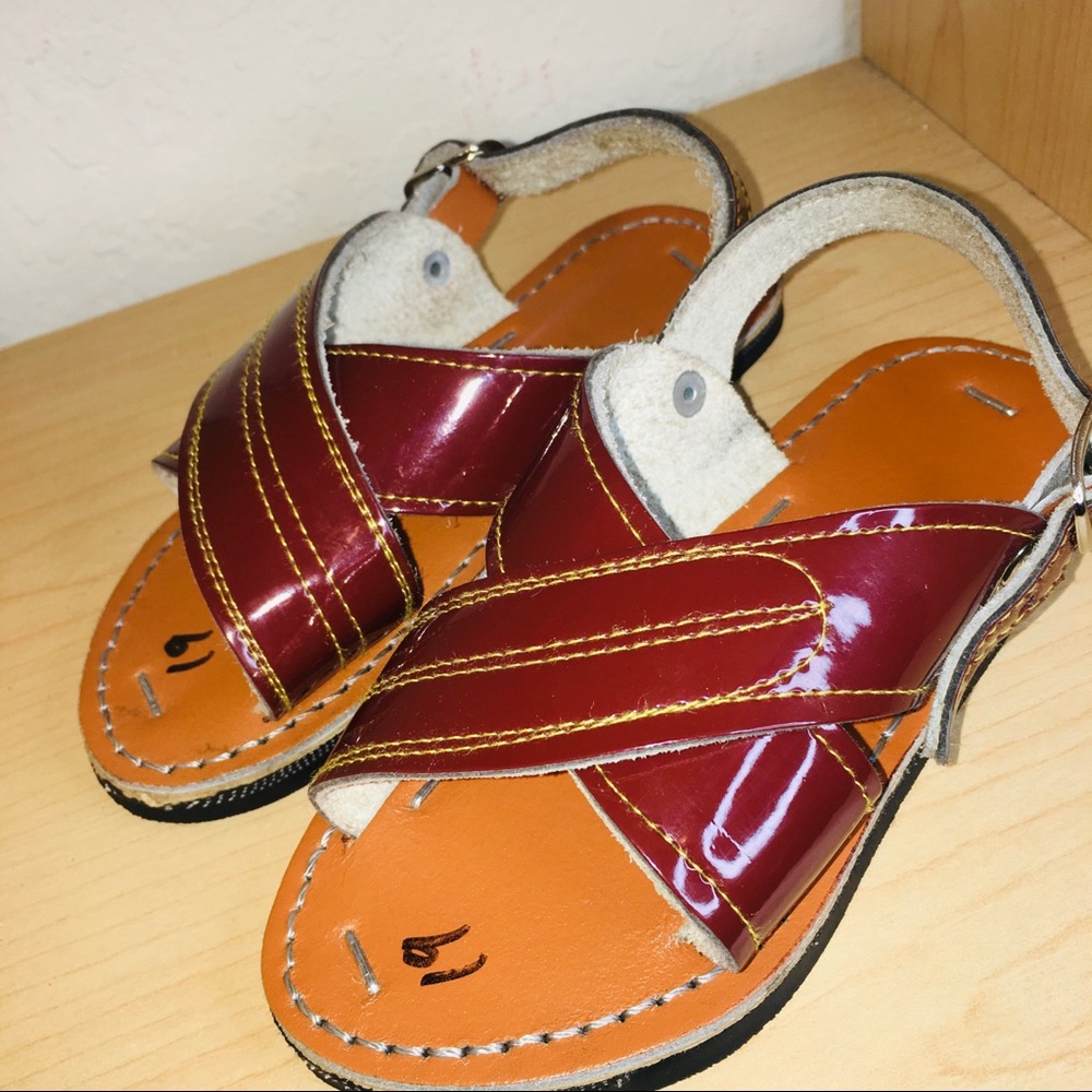 Huaraches - Picture 2 of 3